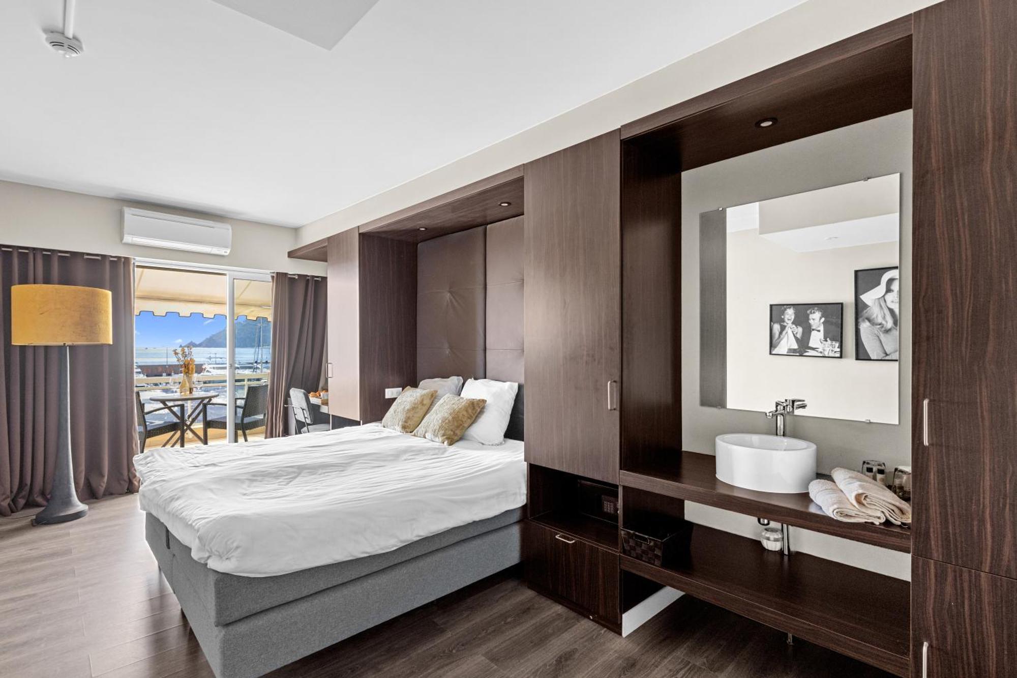 Riviera Beach Hotel Mandelieu La Napoule Ngoại thất bức ảnh